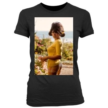 Gwen Wong Women's Junior Cut Crewneck T-Shirt