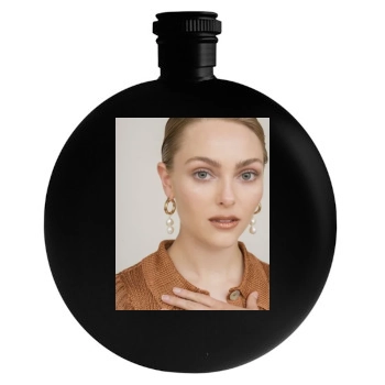 AnnaSophia Robb Round Flask