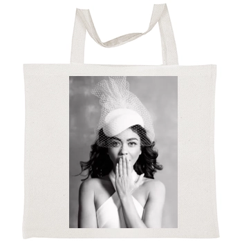 Sarah Hyland Tote