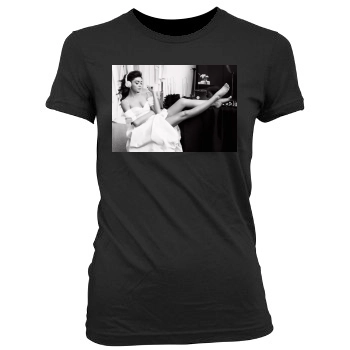 Sarah Hyland Women's Junior Cut Crewneck T-Shirt