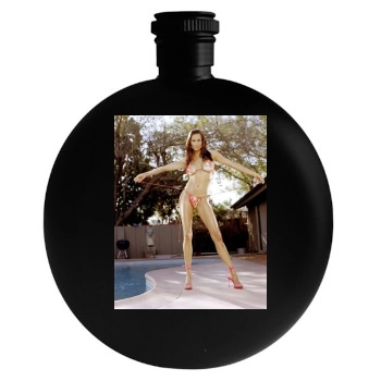 Alexandra Kamp Round Flask