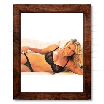 Abi Titmuss 14x17