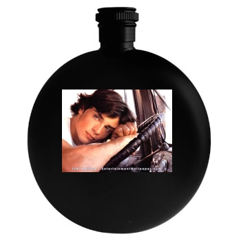 Tom Welling Round Flask