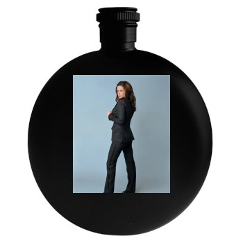 Sara Evans Round Flask