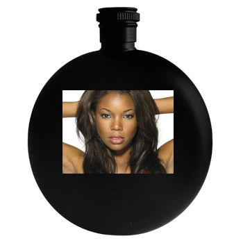 Stacey Dash Round Flask