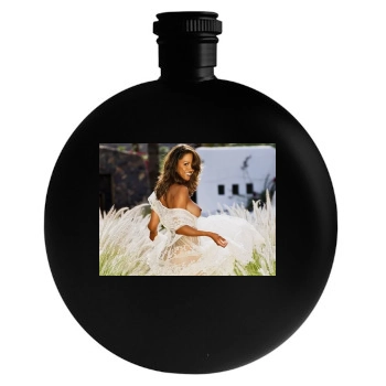 Stacey Dash Round Flask