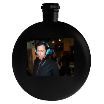 Alan Cumming Round Flask