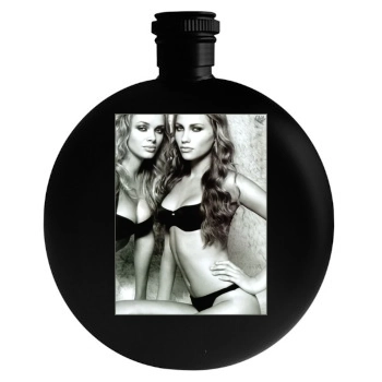 Amanda Marcum Round Flask