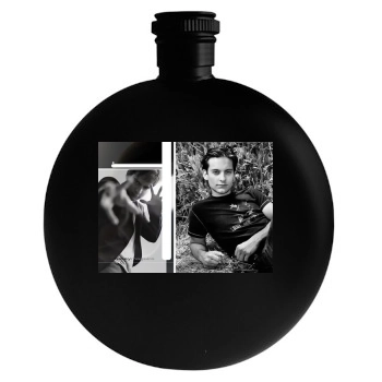 Tobey Maguire Round Flask