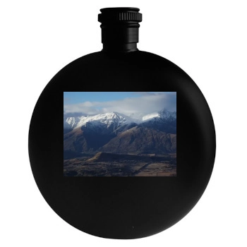 Mountains Round Flask