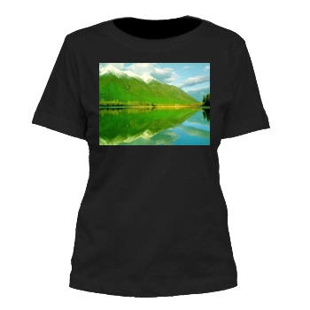 Mountains Women's Cut T-Shirt