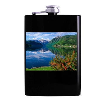 Mountains Hip Flask