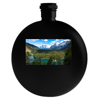 Mountains Round Flask