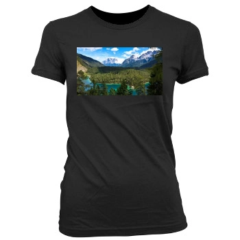 Mountains Women's Junior Cut Crewneck T-Shirt