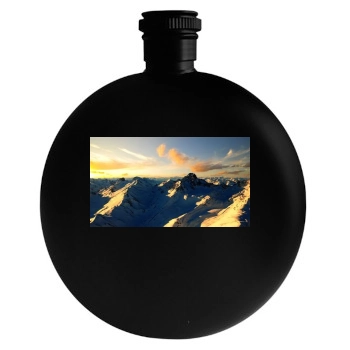 Mountains Round Flask