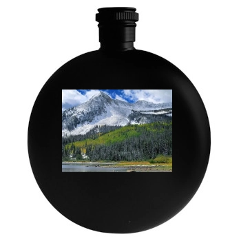 Mountains Round Flask