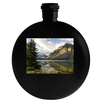 Mountains Round Flask