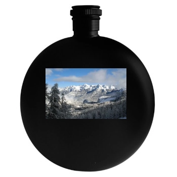 Mountains Round Flask