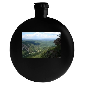 Mountains Round Flask