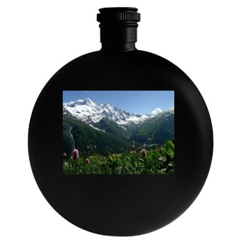 Mountains Round Flask