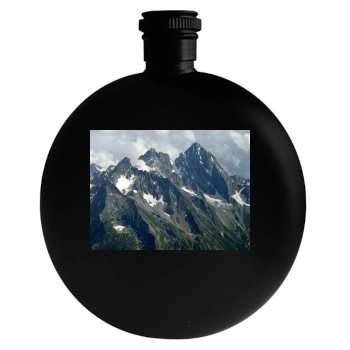 Mountains Round Flask