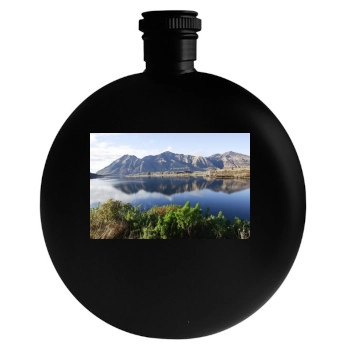 Mountains Round Flask