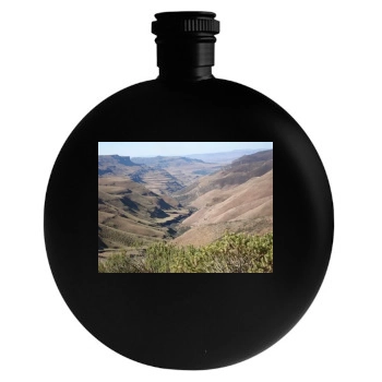 Mountains Round Flask