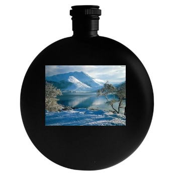 Mountains Round Flask