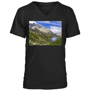 Mountains Men's V-Neck T-Shirt