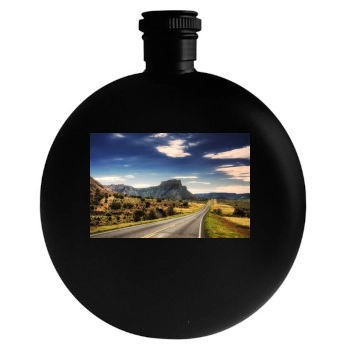 Mountains Round Flask