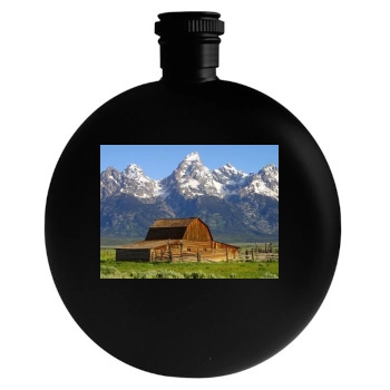 Mountains Round Flask