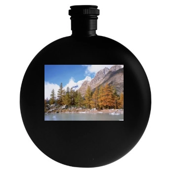 Mountains Round Flask