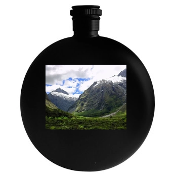 Mountains Round Flask