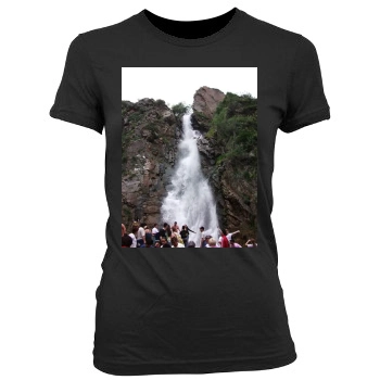 Waterfalls Women's Junior Cut Crewneck T-Shirt