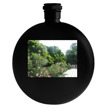 Botanical Gardens Round Flask