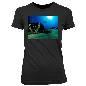 Underwater World Women's Junior Cut Crewneck T-Shirt