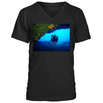 Underwater World Men's V-Neck T-Shirt