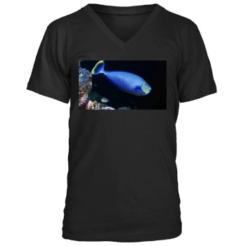 Underwater World Men's V-Neck T-Shirt