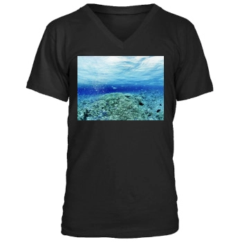 Underwater World Men's V-Neck T-Shirt