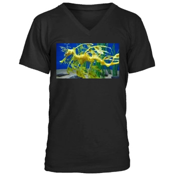 Underwater World Men's V-Neck T-Shirt