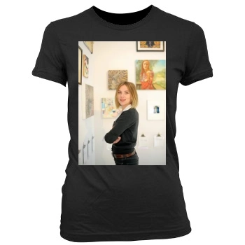 Scarlett Johansson Women's Junior Cut Crewneck T-Shirt