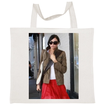 Famke Janssen Tote