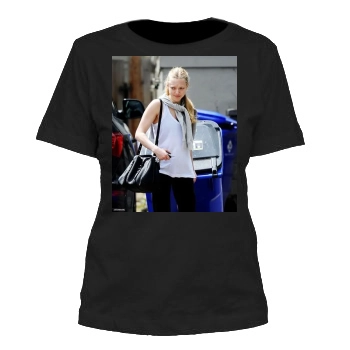 Amanda Seyfried Women's Cut T-Shirt