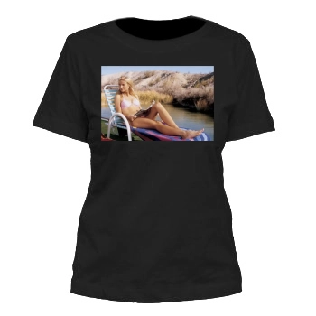 Amanda Seyfried Women's Cut T-Shirt