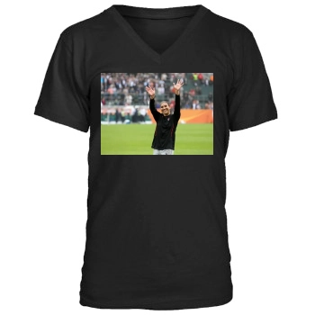 Hope Solo Men's V-Neck T-Shirt