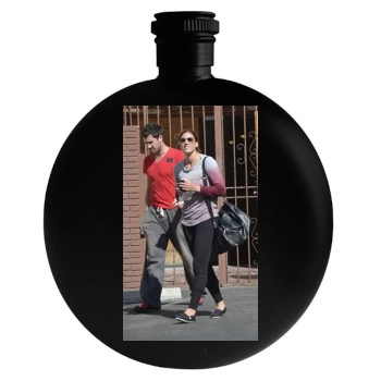 Hope Solo Round Flask