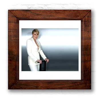 Amanda Tapping 6x6