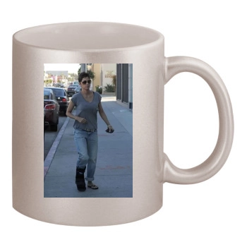 Halle Berry 11oz Metallic Silver Mug