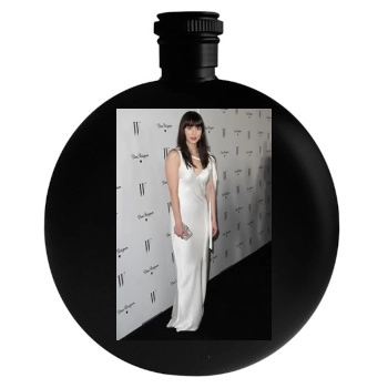 Mary Elizabeth Winstead Round Flask