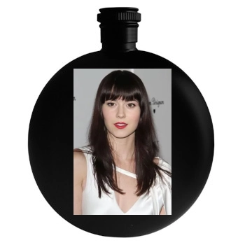 Mary Elizabeth Winstead Round Flask